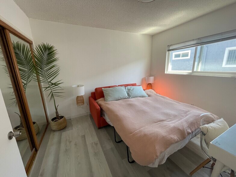 Bedroom can include a queen bed (not the fold-out pictured), or thenant can bring their own. - 2206 Nelson Ave
