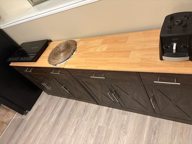 Building Photo - 136 Stevens Dr