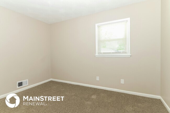 Building Photo - 303 Elk River Dr