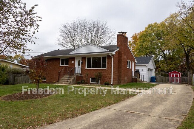 Building Photo - 5914 Ridge View Dr