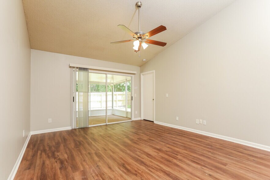 Building Photo - 7757 Fox Knoll Pl