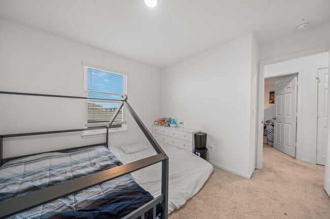 Building Photo - 10714 Cashew Run Ln