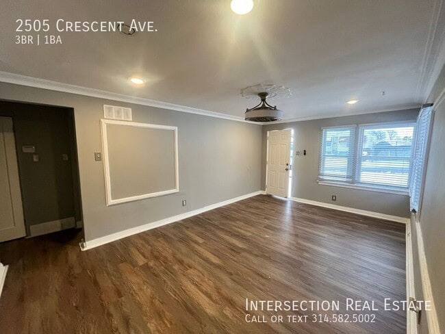 Building Photo - 2505 Crescent Ave