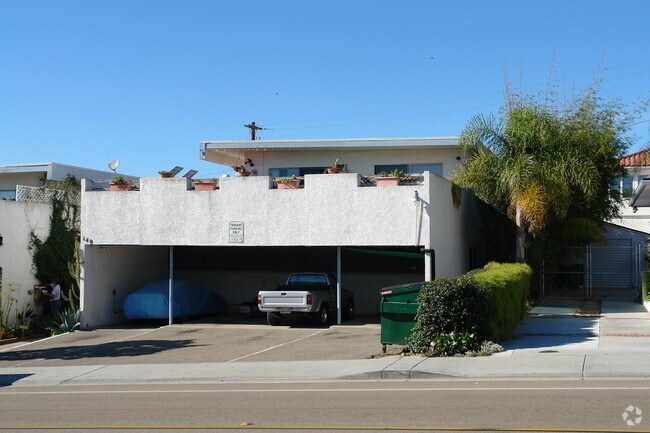 Building Photo - 130-140 Tamarack Ave