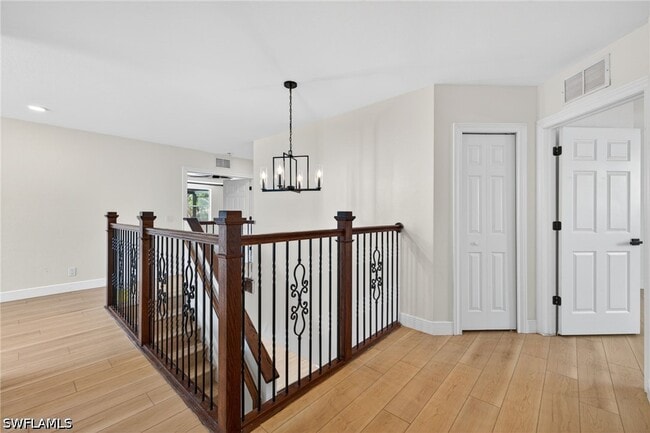 Building Photo - 9734 Silvercreek Ct