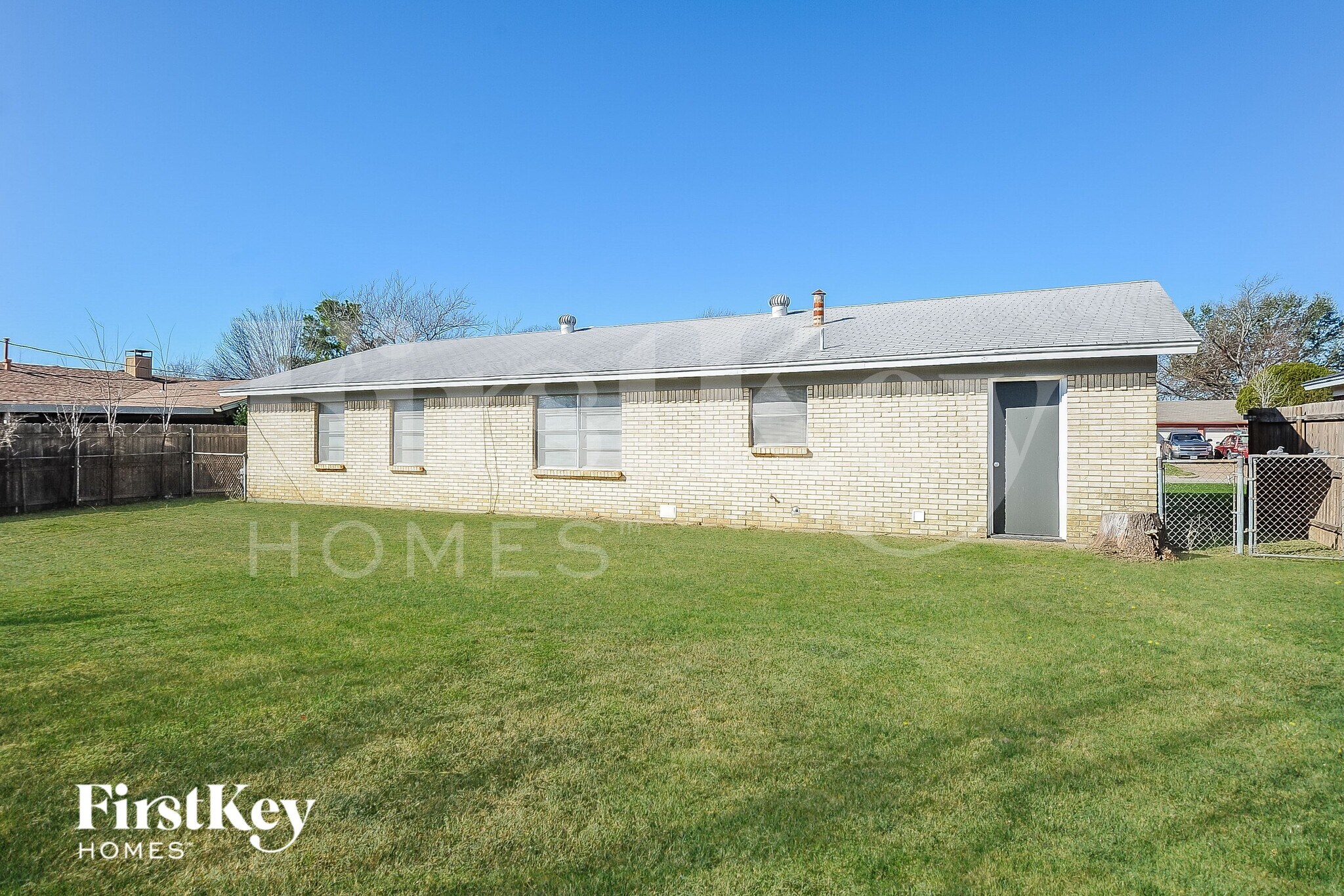 Building Photo - 6709 Alma St