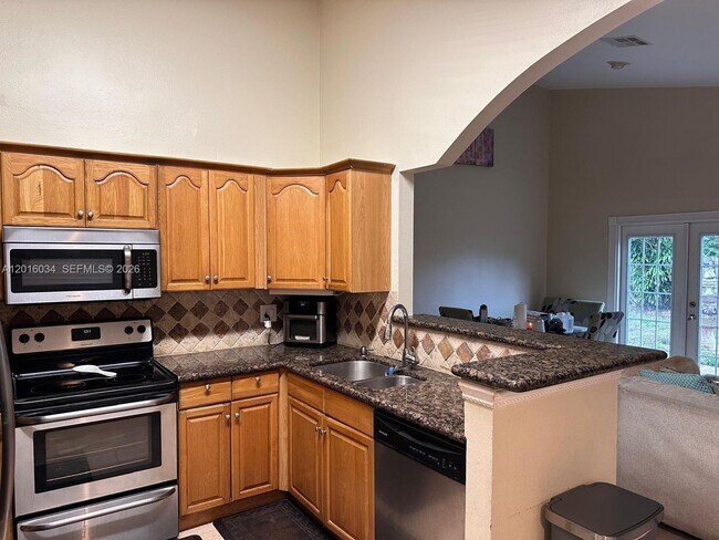 Building Photo - 11143 Model Cir E