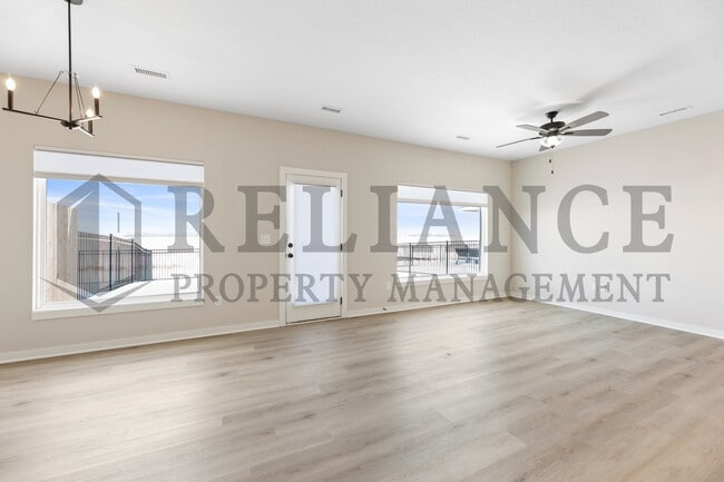 Building Photo - 12422 Blanford St