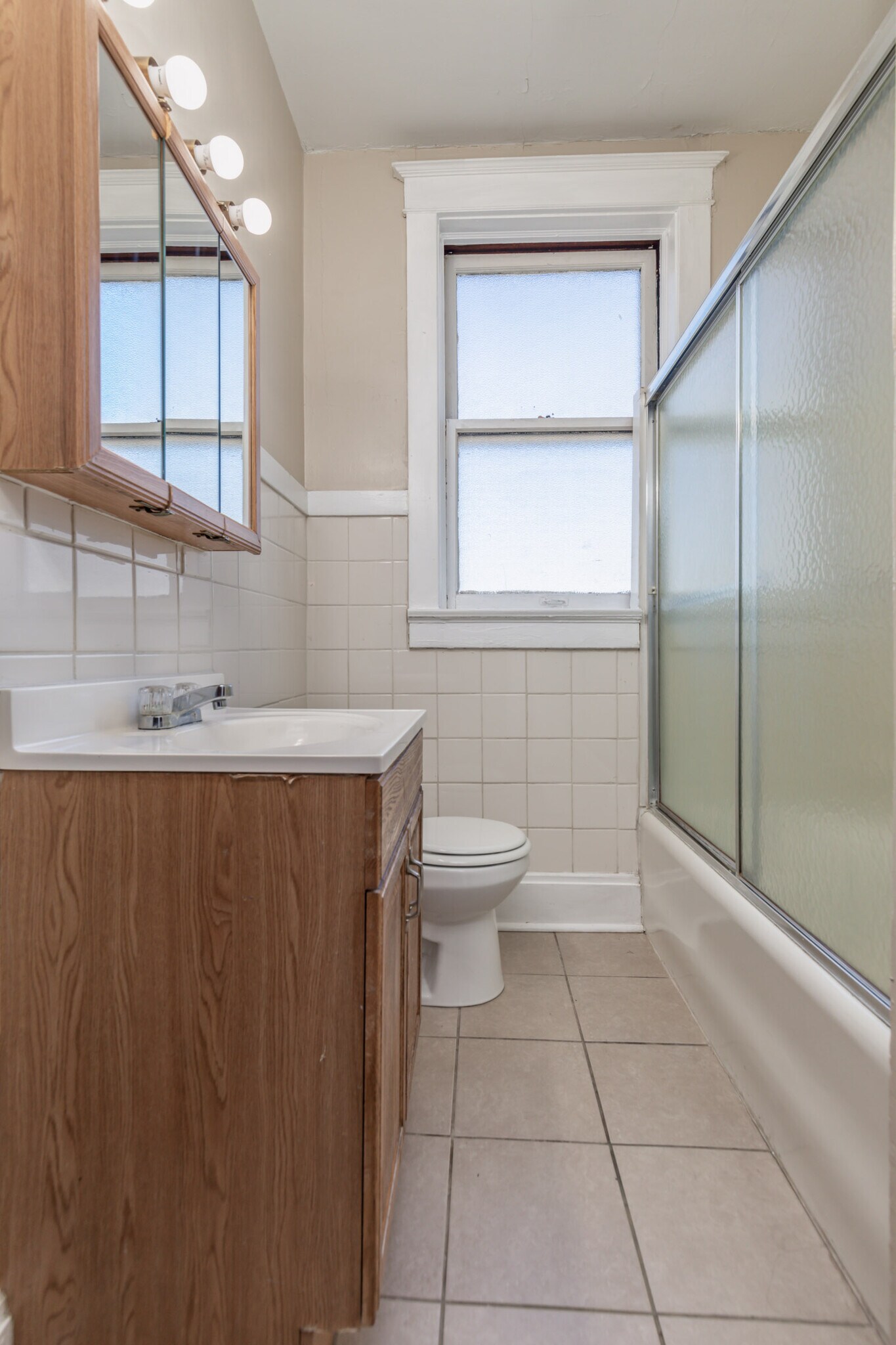 Building Photo - 4989 Arsenal St