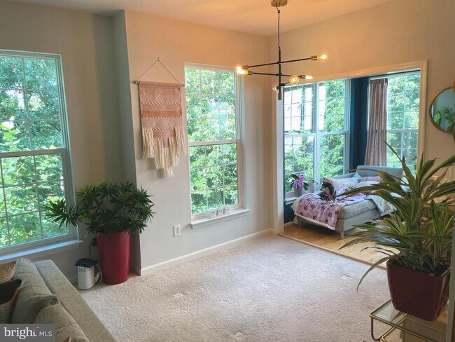 Building Photo - 5948 Founders Hill Dr