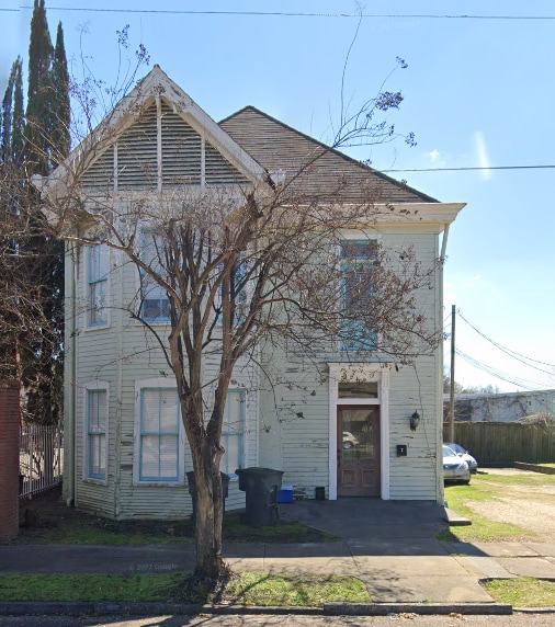 Primary Photo - 1106 Belmont St