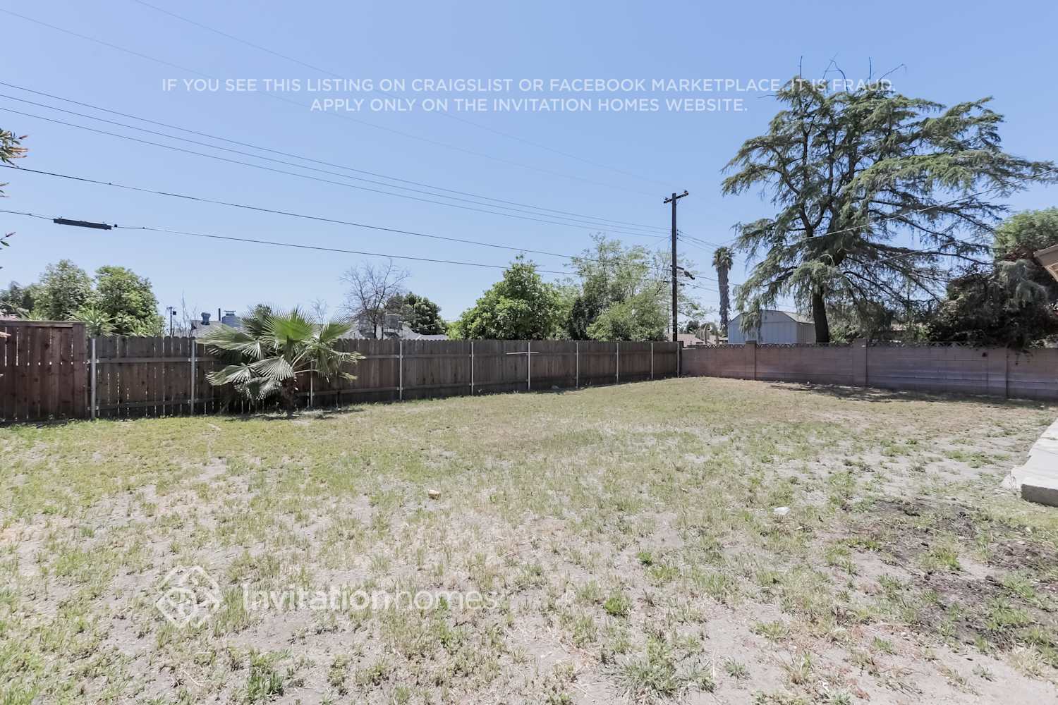 Building Photo - 2619 W Maple St