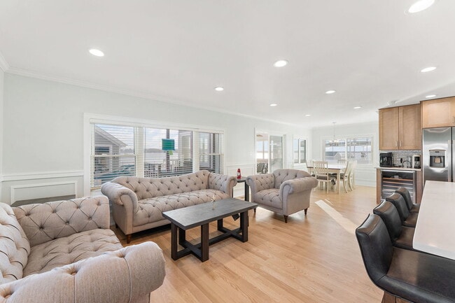 Building Photo - 8515 W 132nd Ave