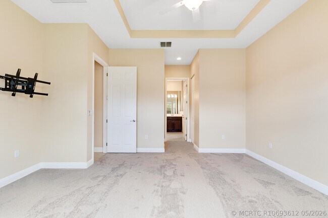 Building Photo - 2805 Bellarosa Circle