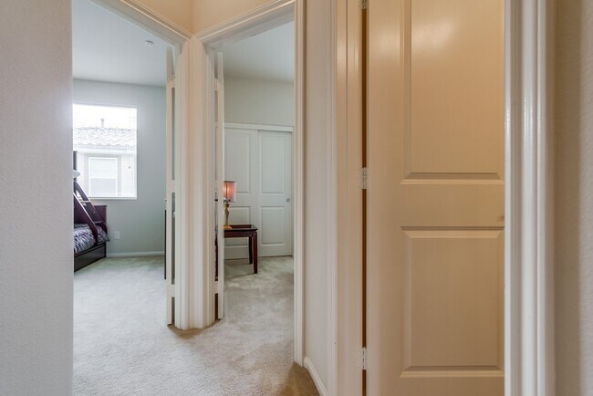 Building Photo - 2474 Antlers Way
