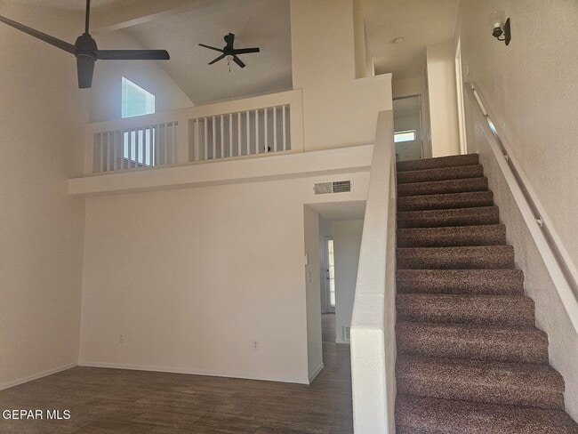 Building Photo - 12353 Golden Sun Dr