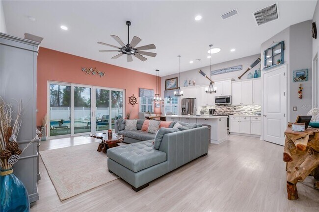 Building Photo - 3069 Borassus Dr