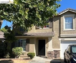 Building Photo - 1313 Sienna Park Dr