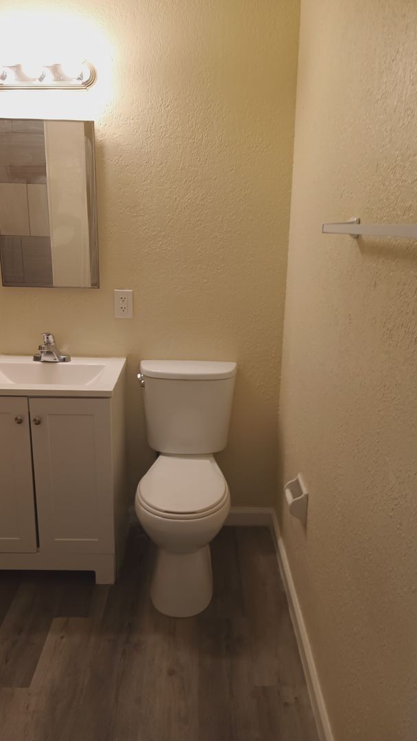 Building Photo - Welcome to SkyView Villa & Somerset Apartments!