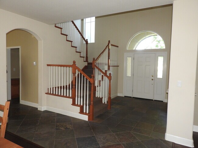 Building Photo - Gorgeous Home with Pool in Beautiful El Do...