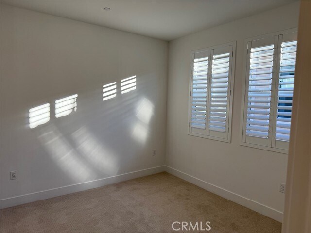 Building Photo - 1204 Hinnen Ave