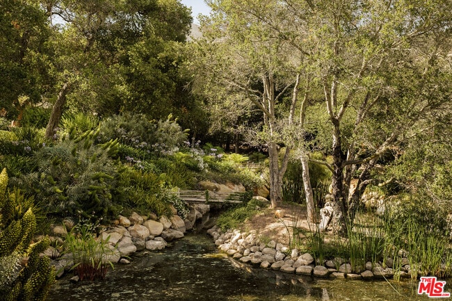 Building Photo - 848 Picacho Ln