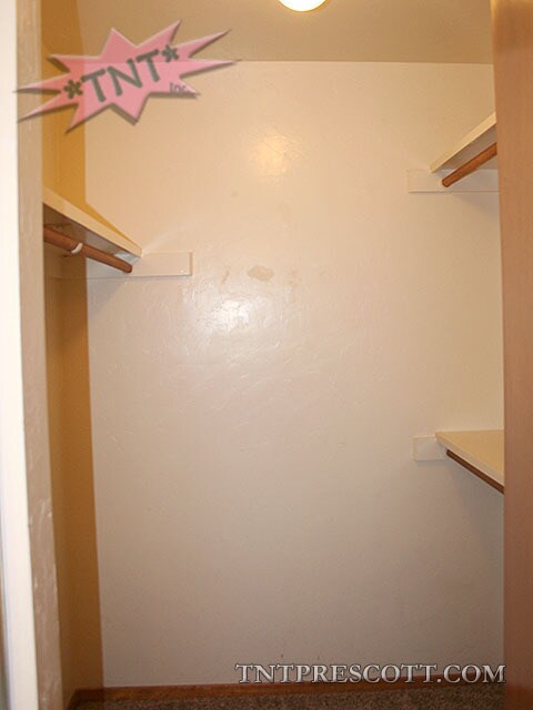 Building Photo - Townhome in Pine Creek Estates HOA