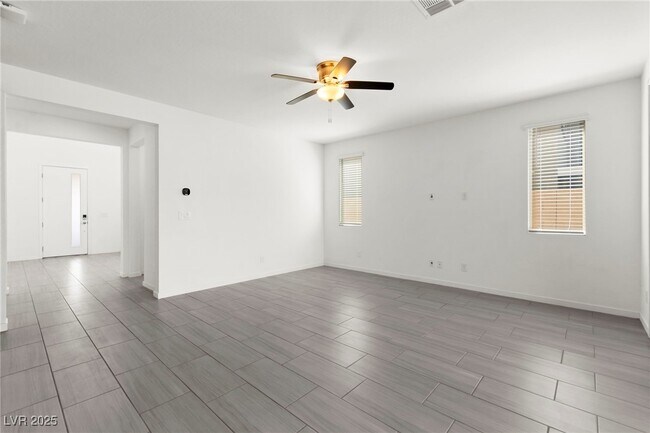 Building Photo - 767 Tallgrass St