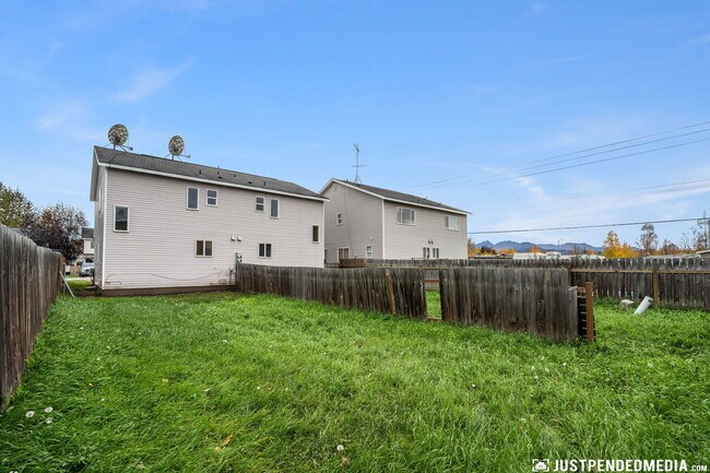 Tenant to do lawn care and snow removal - 530 Bitterroot Cir