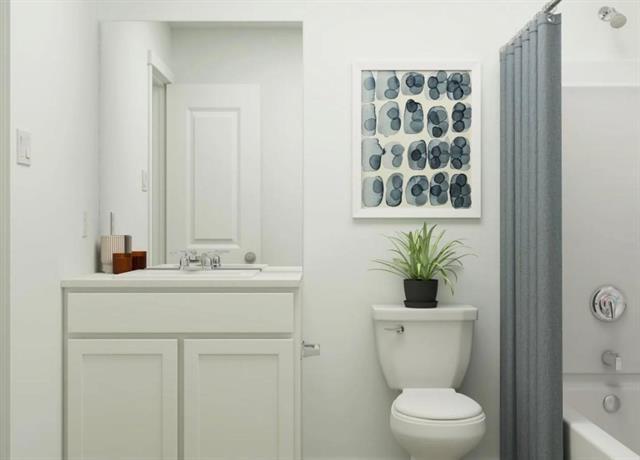 Building Photo - 716 Holleman Dr