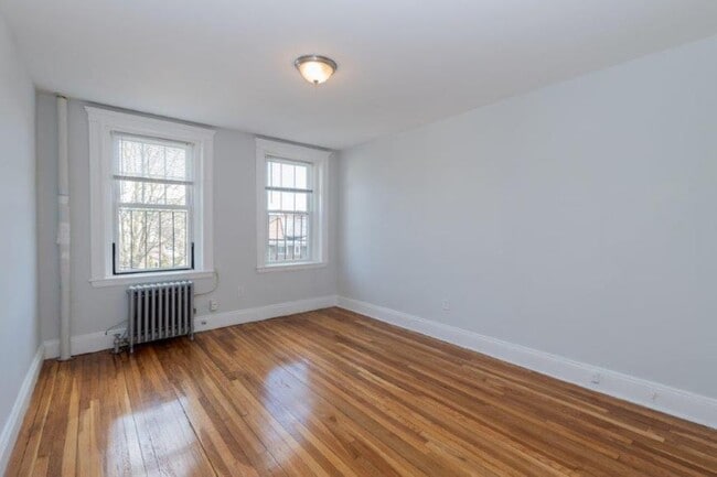 Building Photo - 1 bedroom in Boston MA 02135