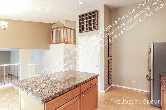 Building Photo - 2924 97th Pl SE