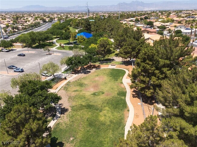 Building Photo - 1109 Deer Horn Ln