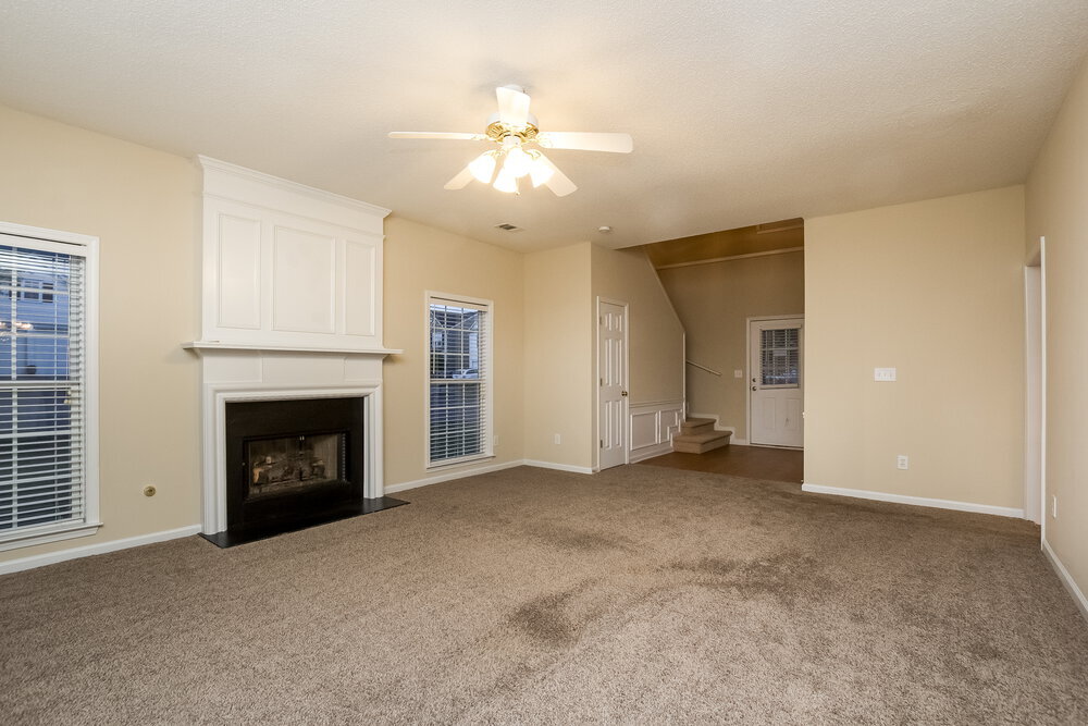 Building Photo - 4425 Ridgefair Dr