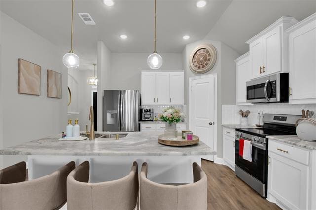 Building Photo - 347 Saltmeadow Ln