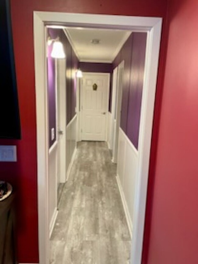 Building Photo - Welcome to this fully furnished 3 bedroom,...