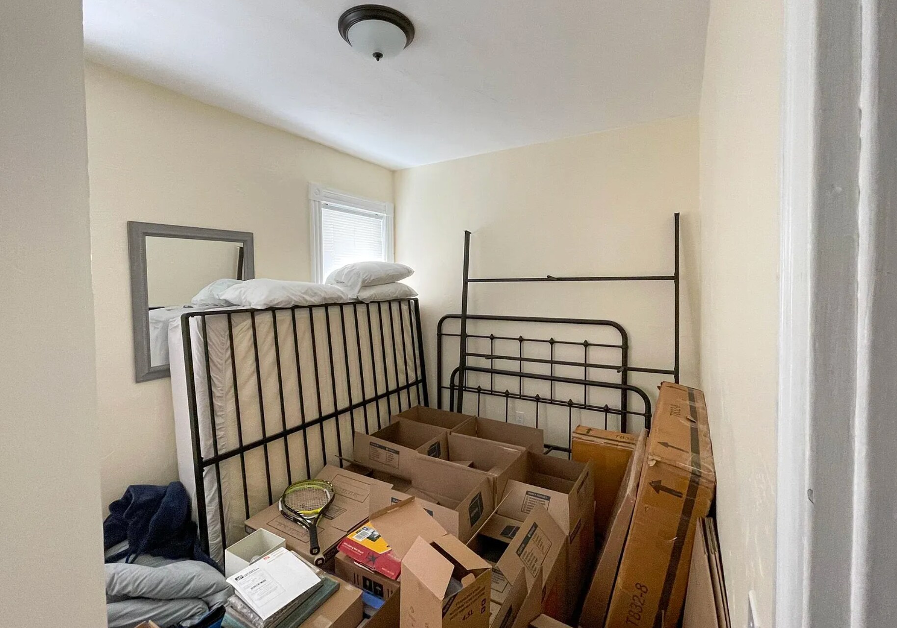 Building Photo - 439 Winthrop St