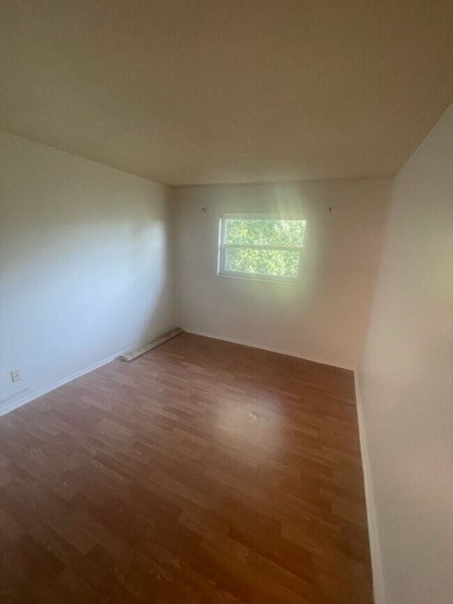 Building Photo - 2BR 2BA CONDO LOCATED CLOSE TO PORT CANAVERAL