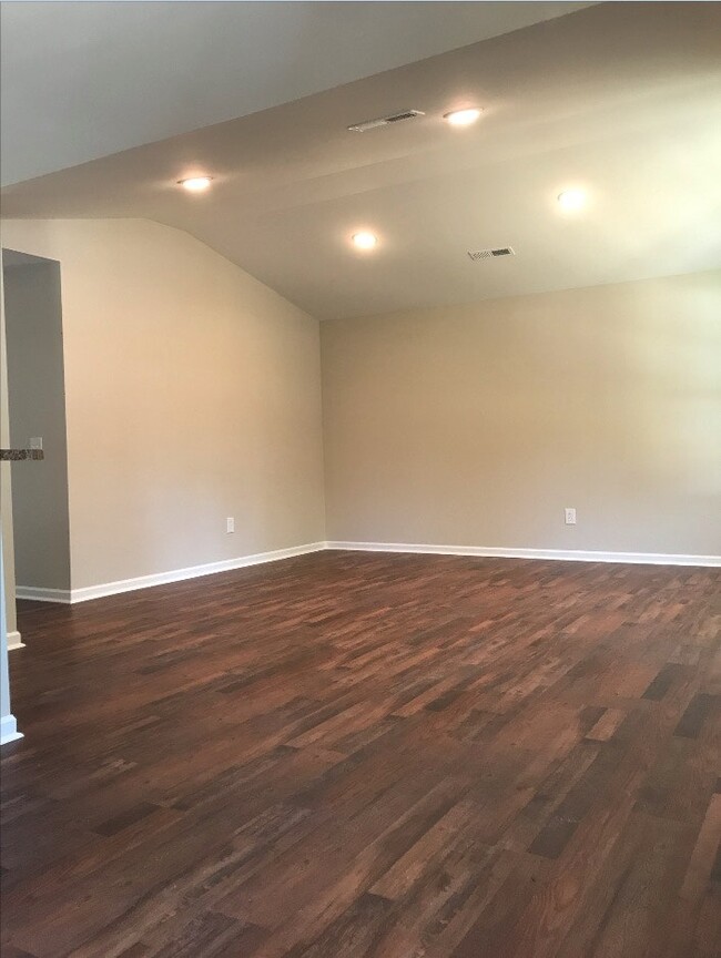 Building Photo - 1556 Co Rd 616