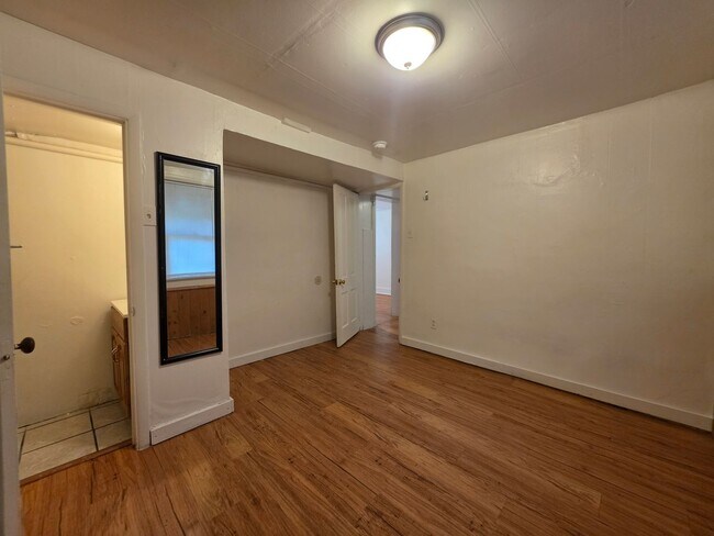 Building Photo - 1038-1040 14th