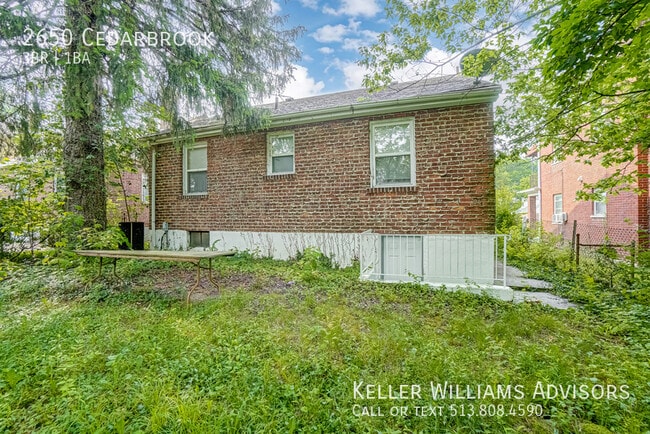 Building Photo - 2650 Cedarbrook-