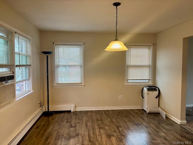 Building Photo - 247-15 143rd Ave