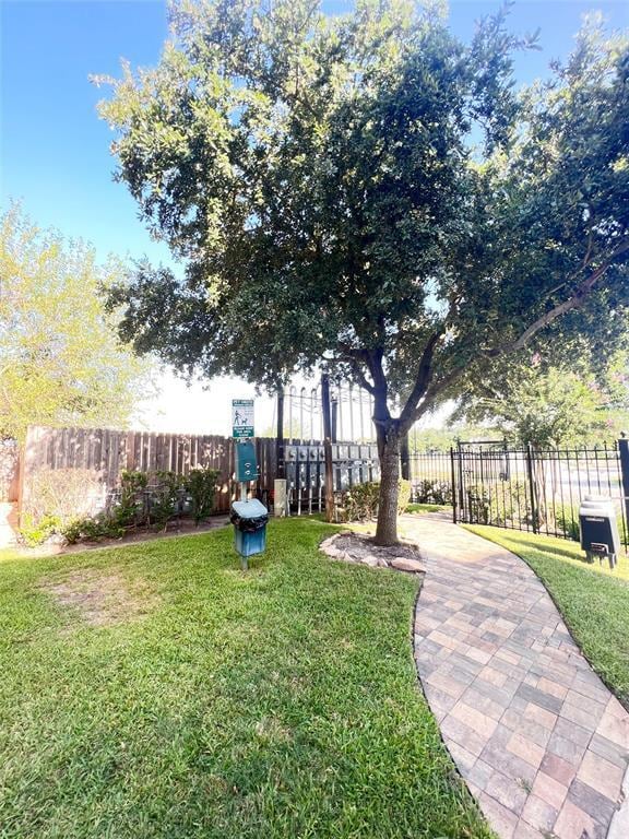 Building Photo - 6363 Fairdale Ln