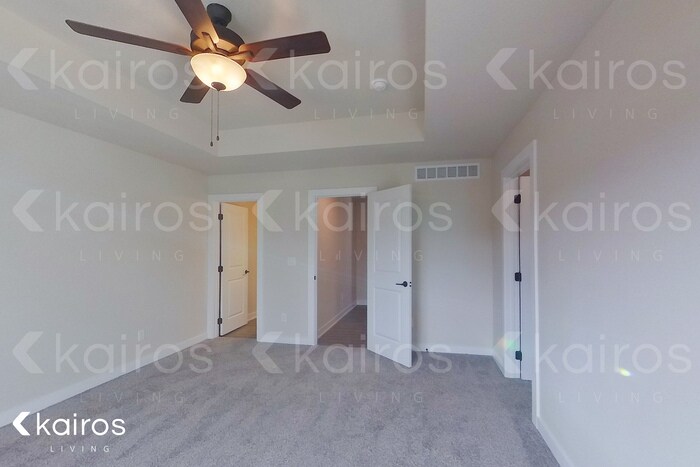 Building Photo - 6944 Holly Ct
