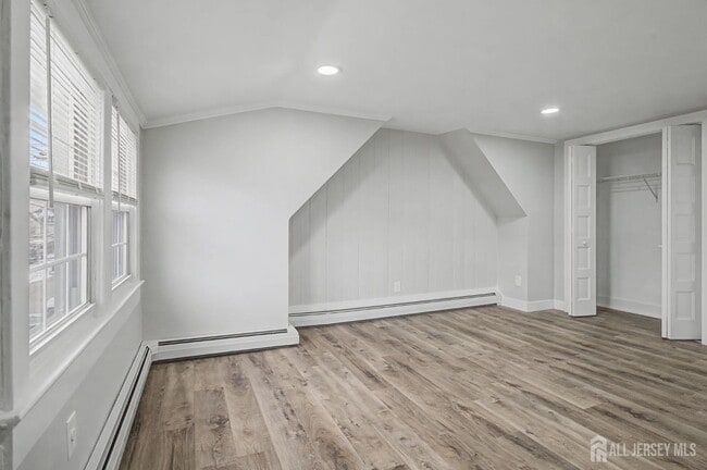 Building Photo - 61 N Main St