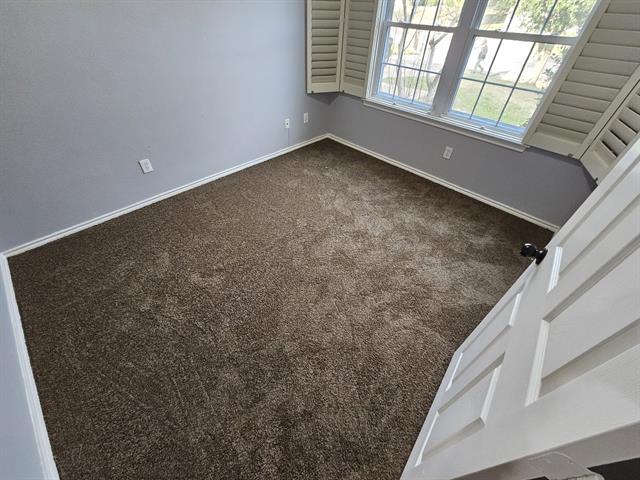 Building Photo - 5886 Cliff Ridge Dr