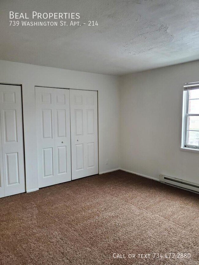 Building Photo - 739 Washington St