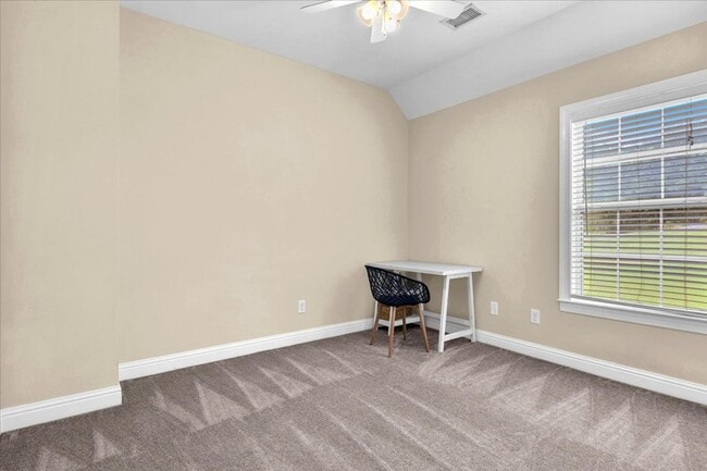 Building Photo - 38 Castle Bay Dr