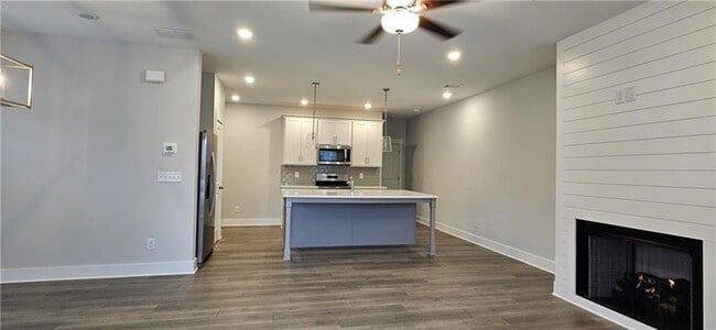 Building Photo - 1727 Prospect Wy