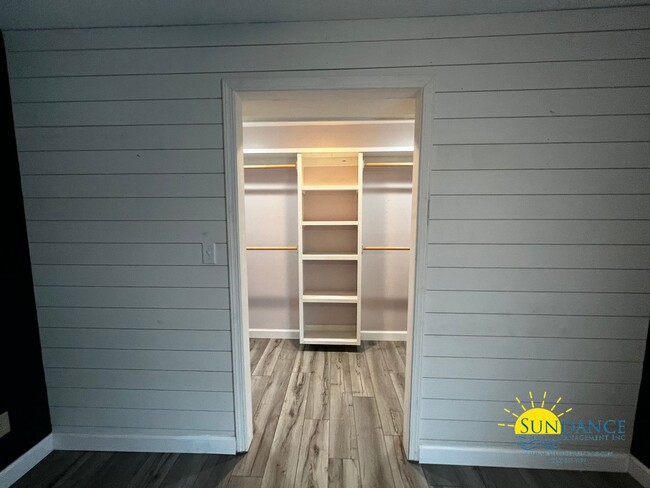 Building Photo - Beautiful 2 Bedroom Unit in Finisterra!